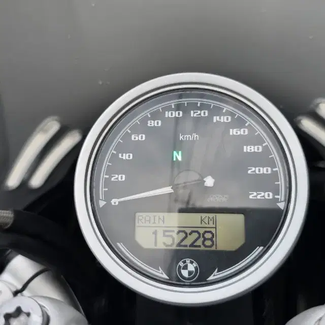 bmw r nine t 어반gs 알나인티 21년 15000km 팝니다