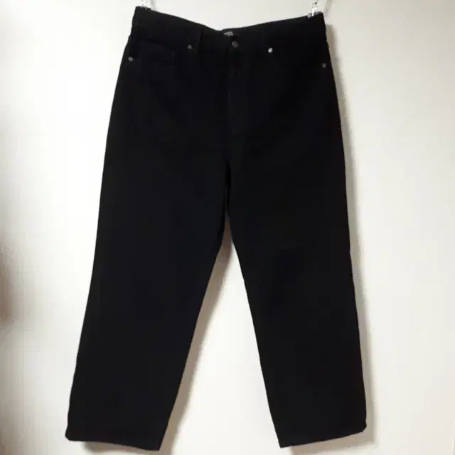 35/Shirtless Standard Black Wide-Fit Jeans/35-534