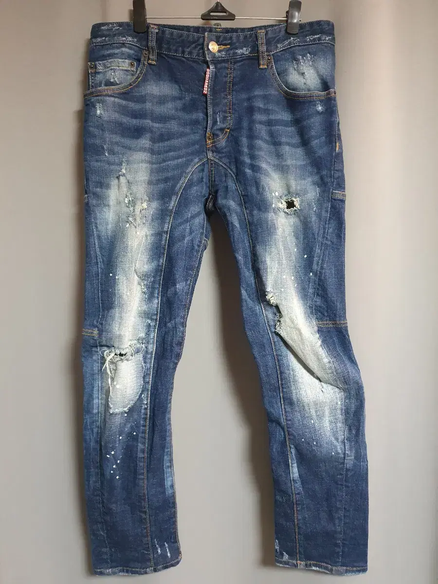 Distressed 2 Vintage Medium Blue Wash Classic Kenny Twisted Jean Denim Jeans