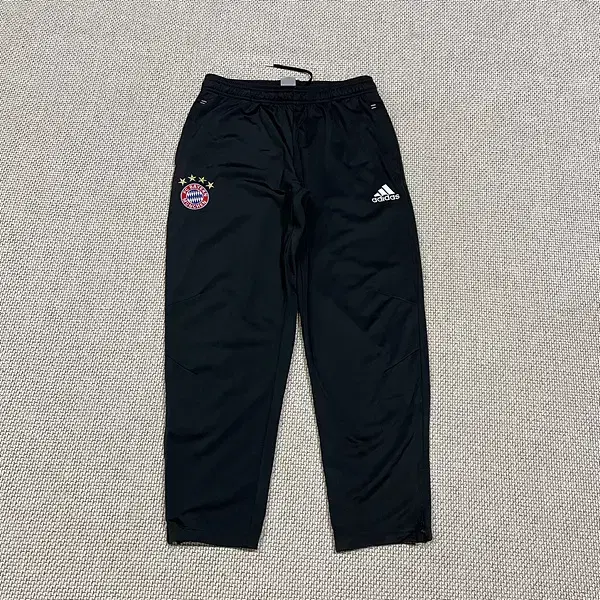 M Adidas Munich Tracksuit Bottoms N.5357