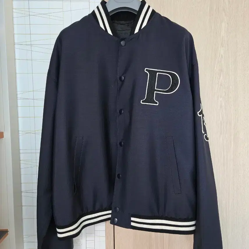 프라다 [XL] 24FW 패치 장식 모헤어 울 바머 자켓 사진 1