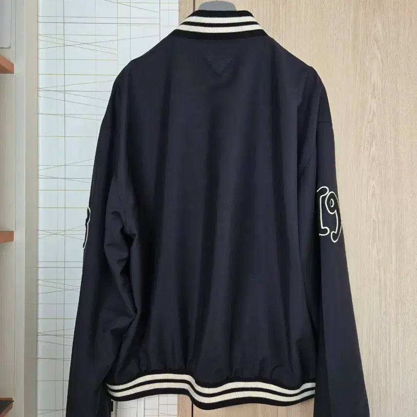 프라다 [XL] 24FW 패치 장식 모헤어 울 바머 자켓 사진 2