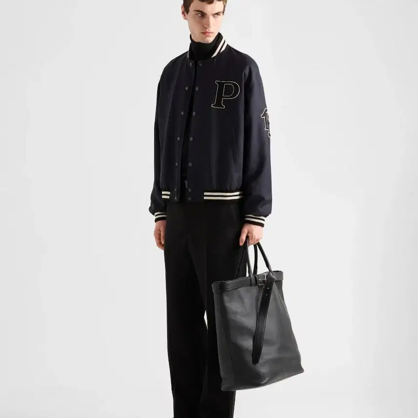 프라다 [XL] 24FW 패치 장식 모헤어 울 바머 자켓 사진 8