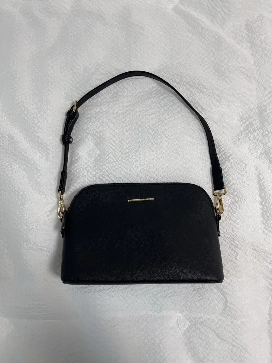 Pierre Cardin Shoulder Bag