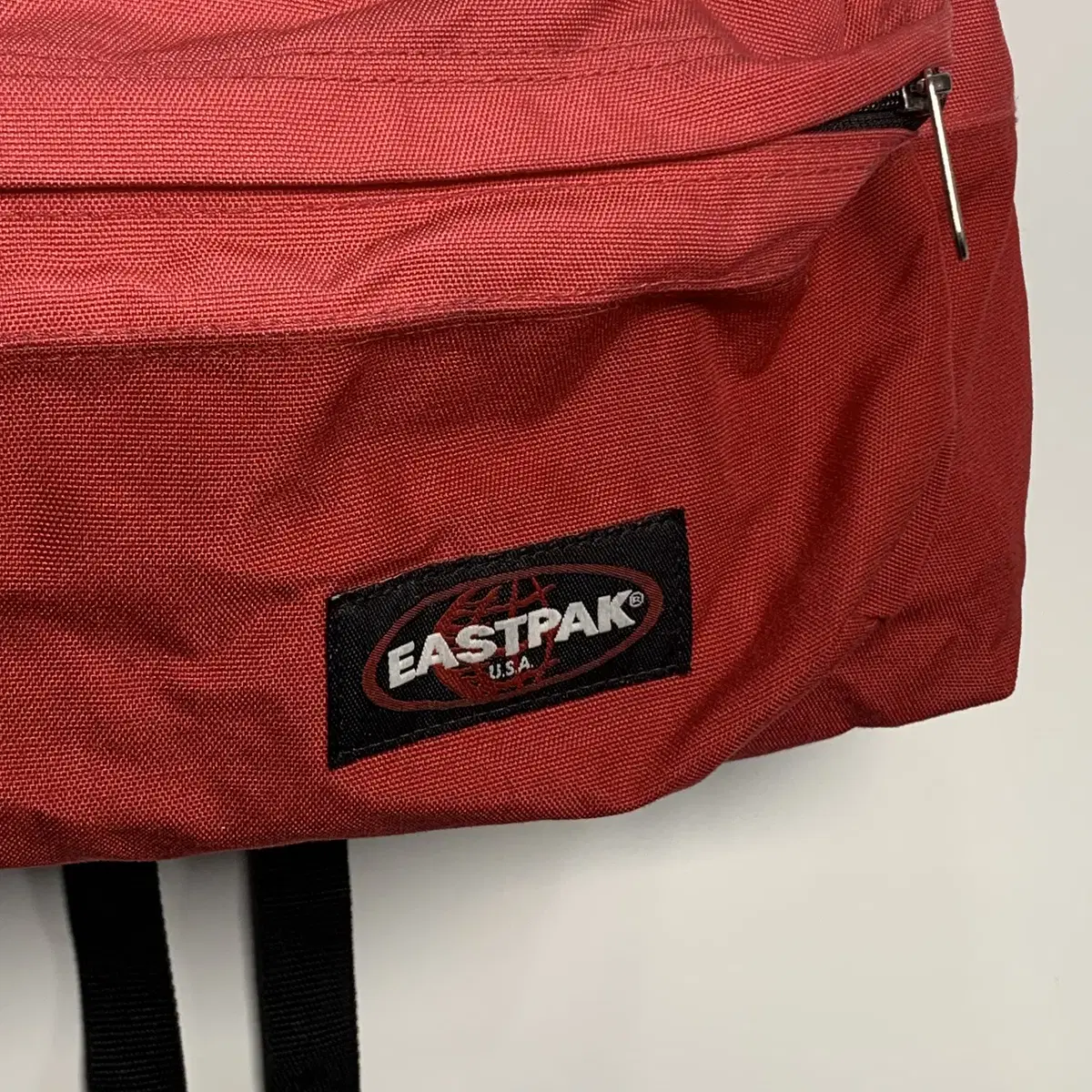 EASTPAK 백팩