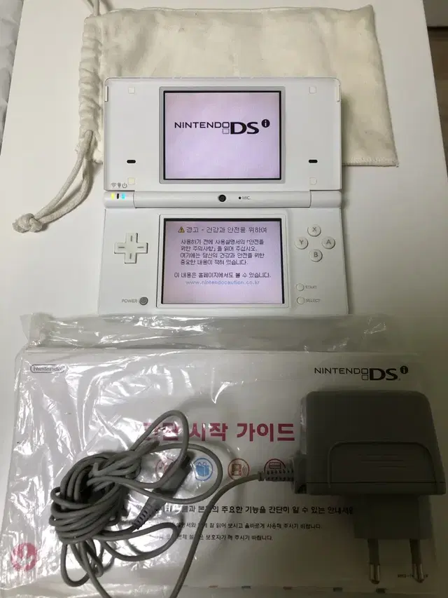 한국 닌텐도 DSi 8.5만원