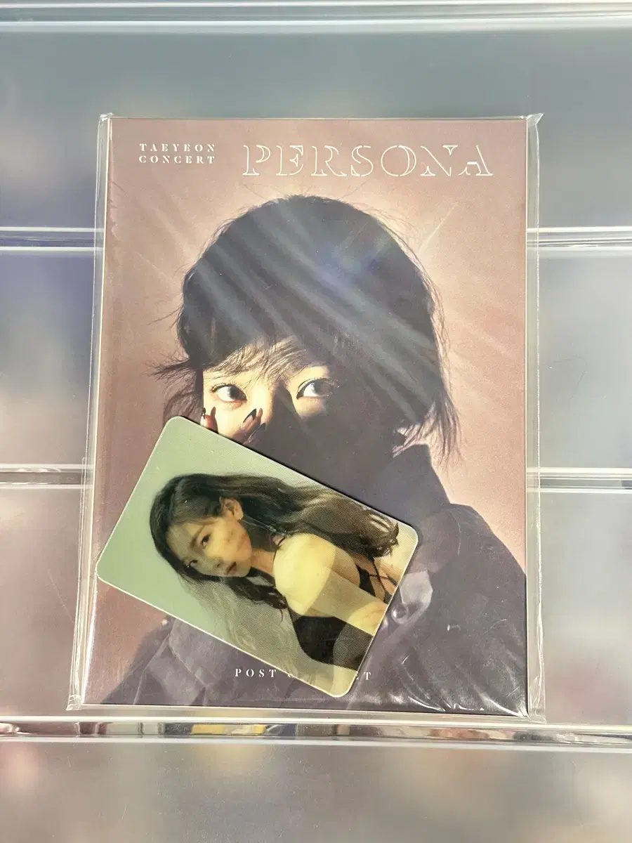 Taeyeon persona postcard set (includes lenticular photo card)