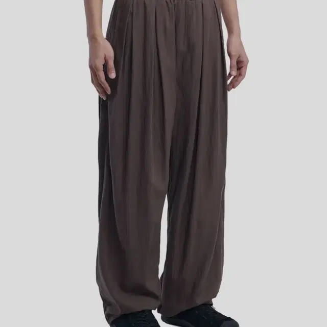 노매뉴얼 3DT NYLON PANTS - BROWN