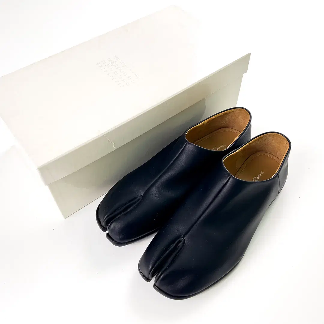 MAISON MARGIELA TABI MULES LOAFER