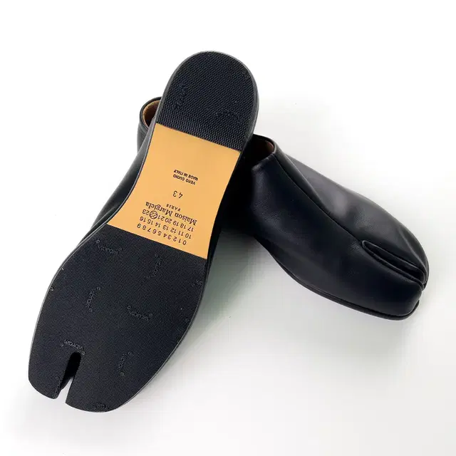 MAISON MARGIELA TABI MULES LOAFER