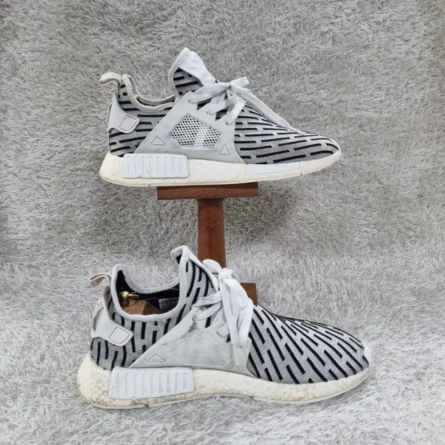 구제짱짱맨 275 아디다스 NMD XR1 지브라 운동화