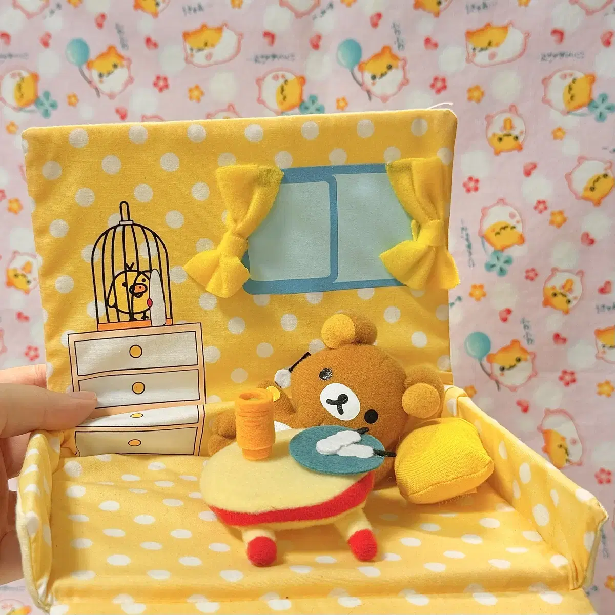 Classic Sanx Rilakkuma Book House Dolls