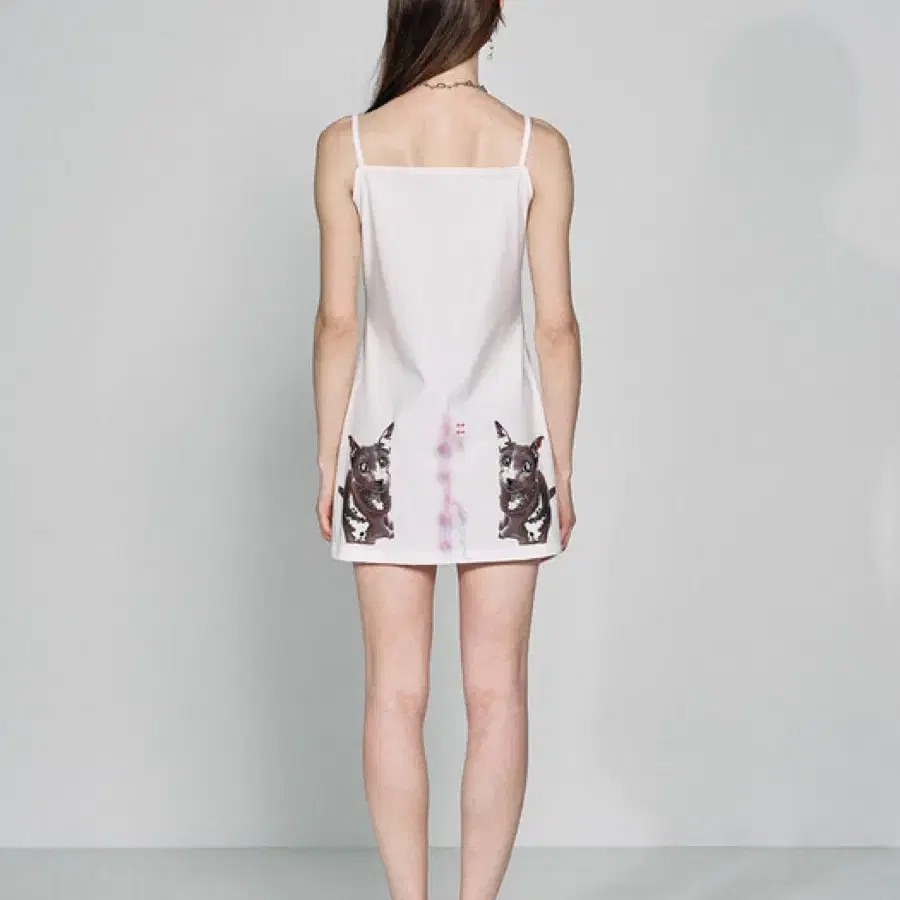 Peinture white kitten dress (페인츄얼)