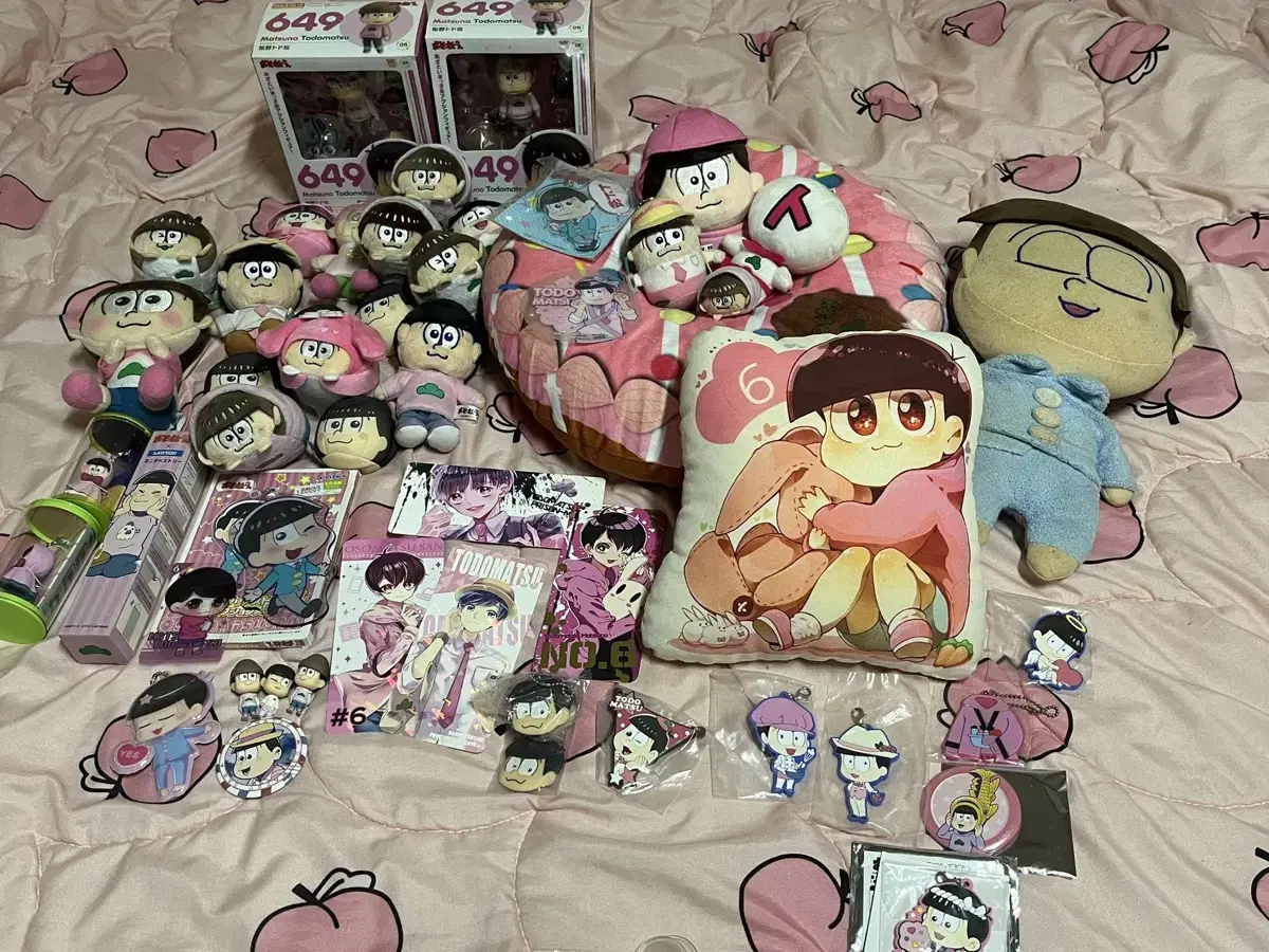 Todomatsu goods on Osomatsu-san