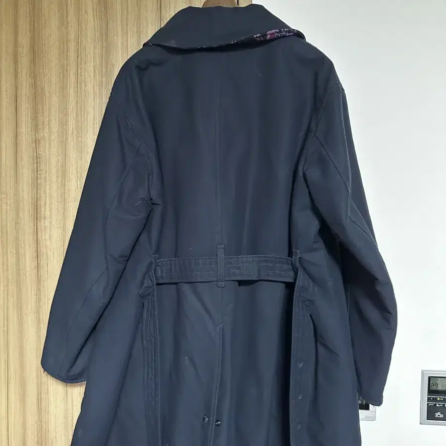 Engineered Garments 리버시블 숄칼라 코트