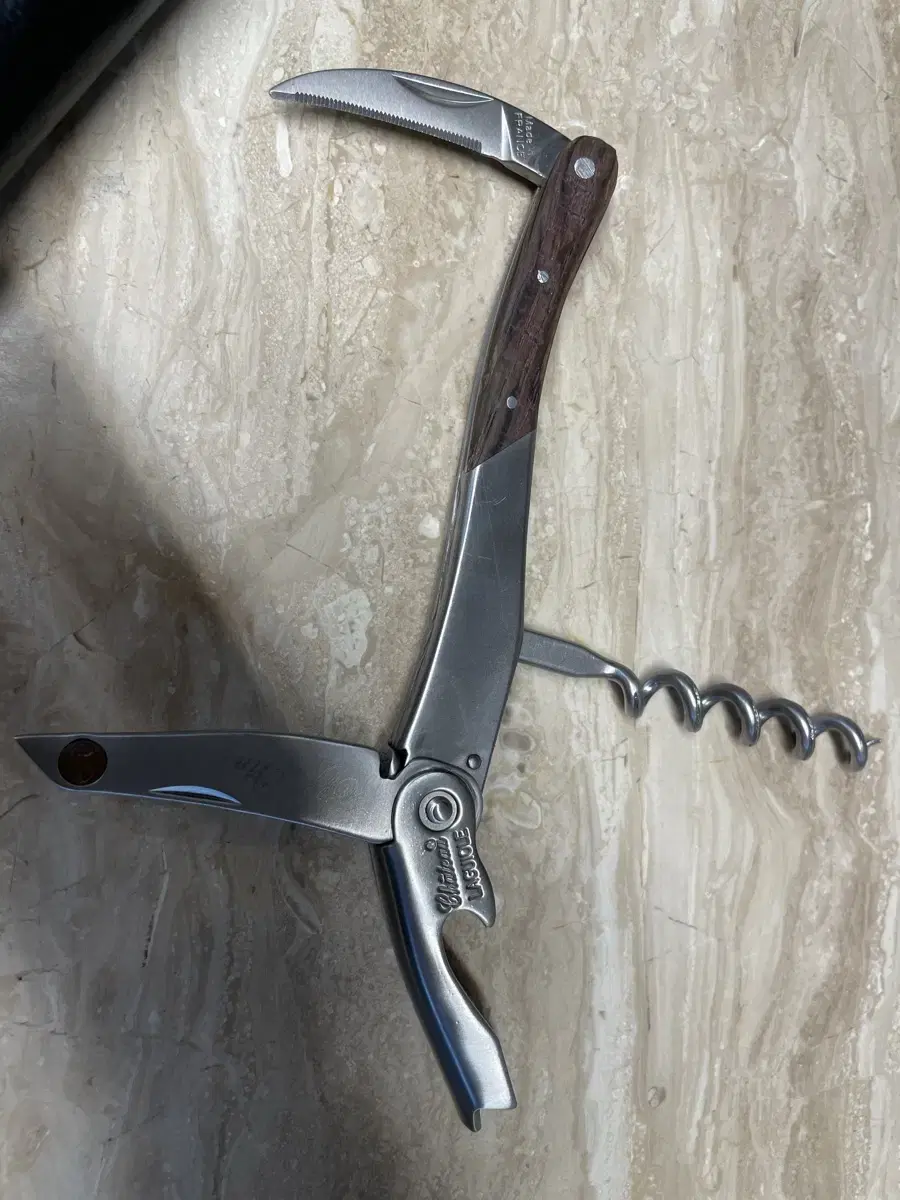 Château Laguiole Laguiole Sommelier Knife Klee du Vin Wine Opener