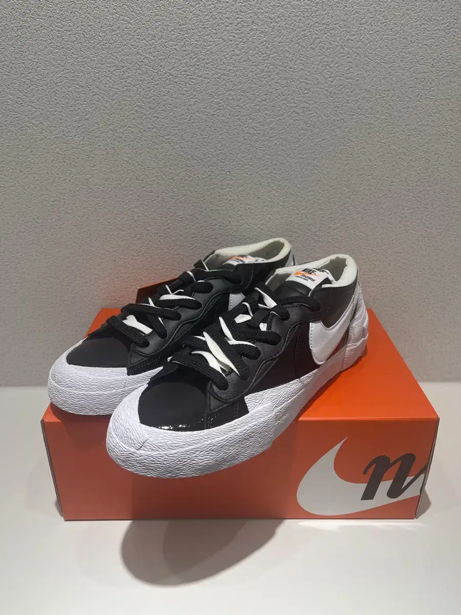 [270] Nike x Sakai Blazer Low Black Patent Leather