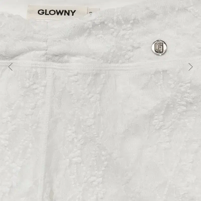 (Glowny) 글로니 Coastal Road Shorts (White)