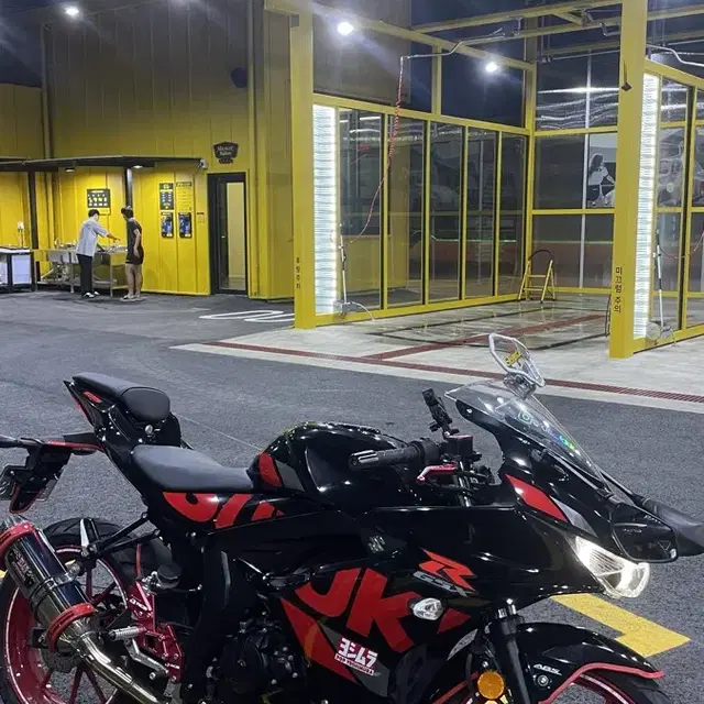 gsxr125 풀튜닝 신차급 컨디션