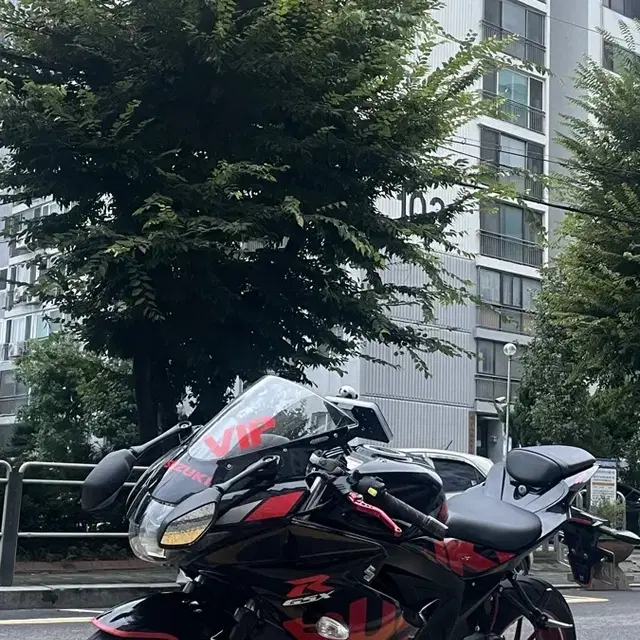 gsxr125 풀튜닝 신차급 컨디션