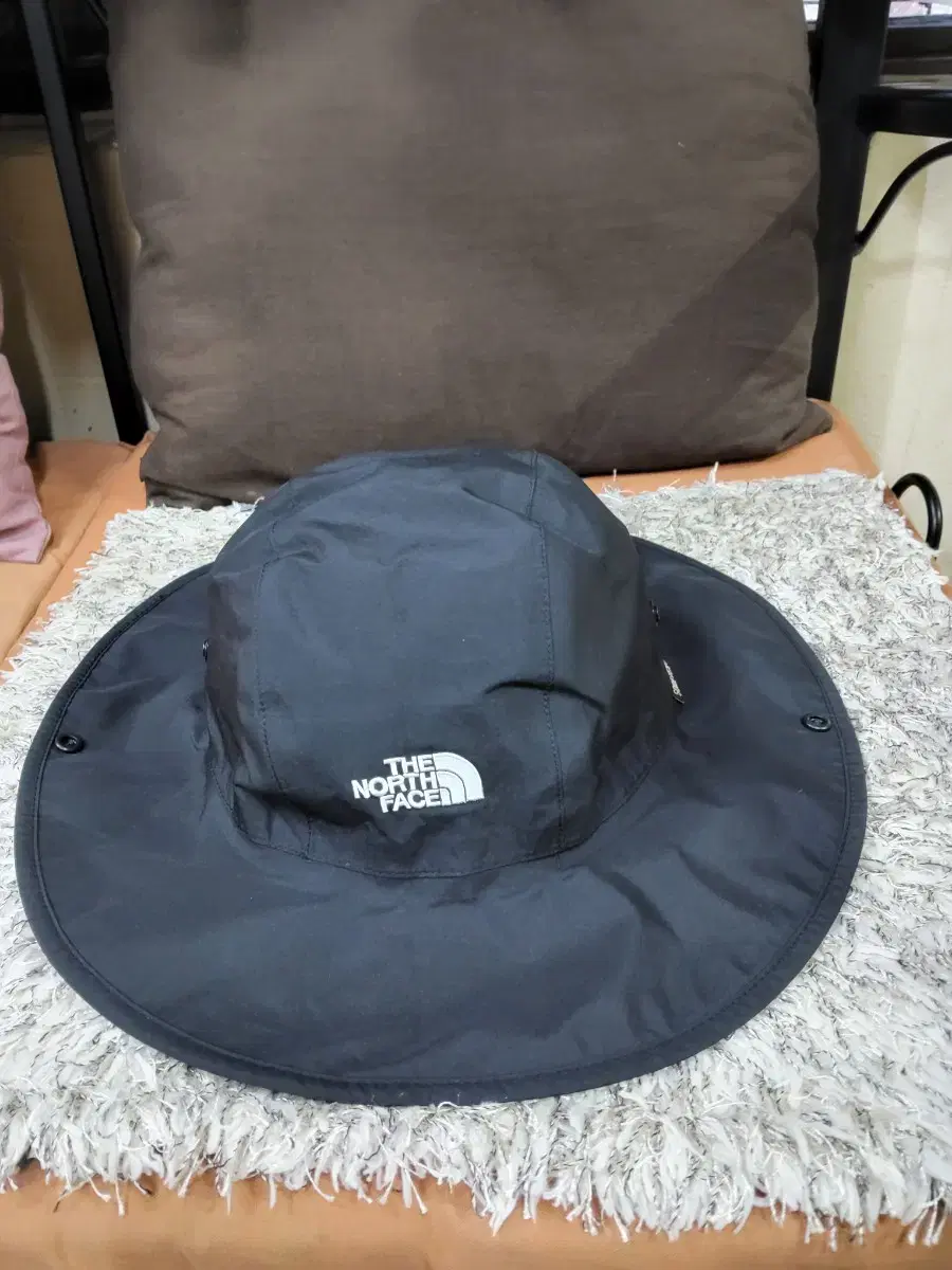 The North Face Gore-Tex Bucket Hat Bumblebee Hat Mountaineering Hat