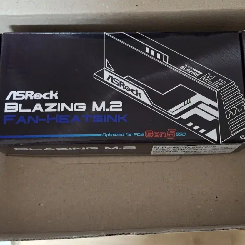 Asrock Blazing M.2 Gen5 Heatsink type-2