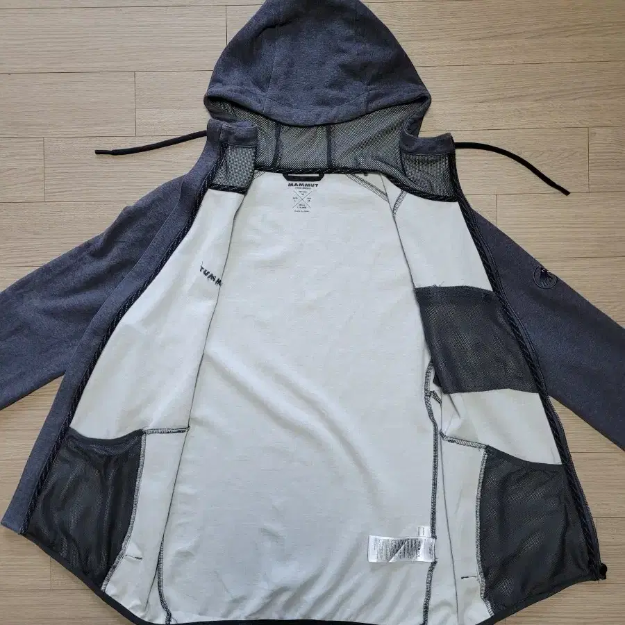 마무트 후드집업 Grey Asia Size L (98~103)