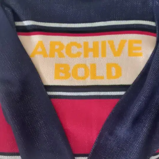 ARCHIVE BOLD