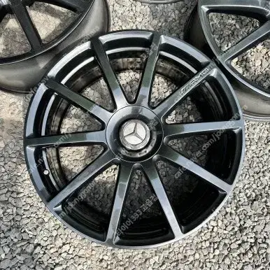 20인치 벤츠S63AMG 단조 정품 고스트크롬 순정휠 한대분 판매합니다