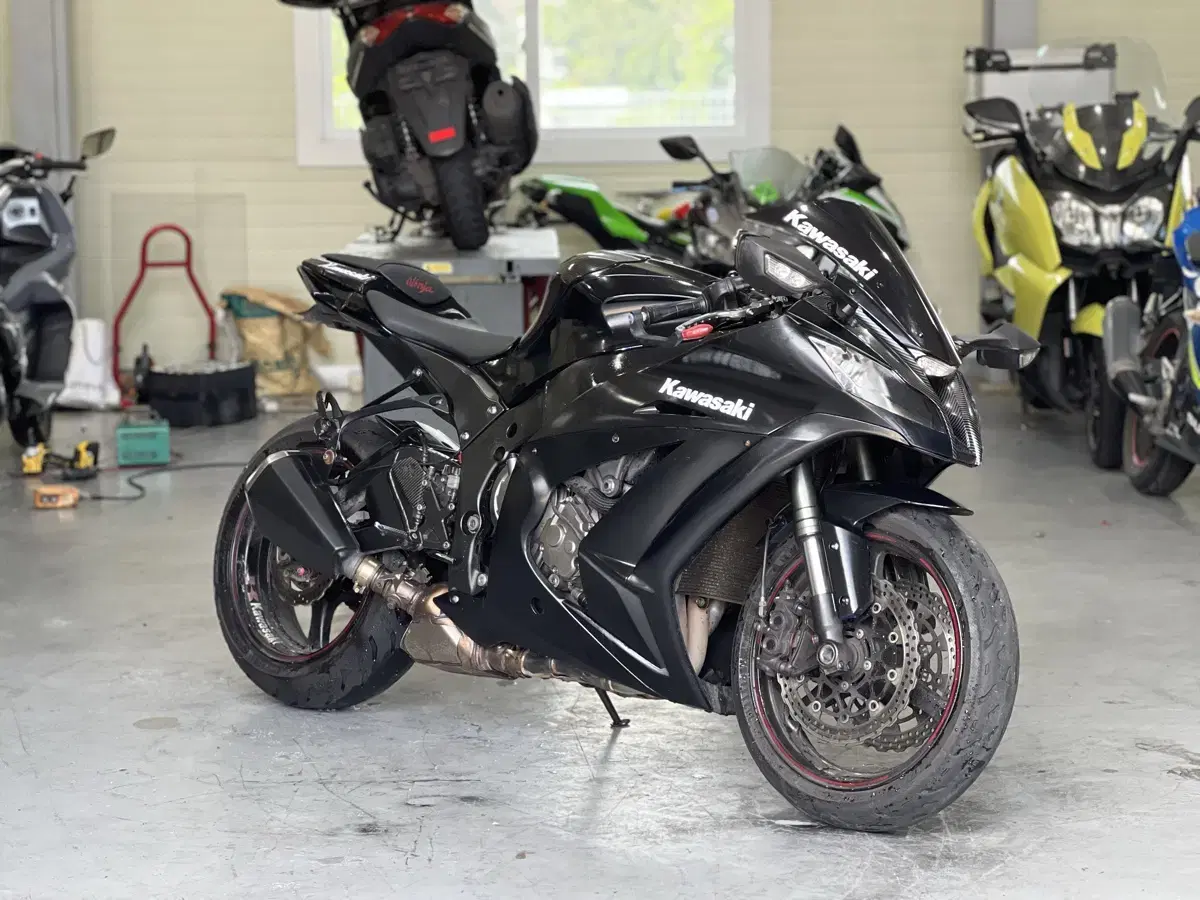 가와사키 닌자 zx10r 13년식 판매합니다