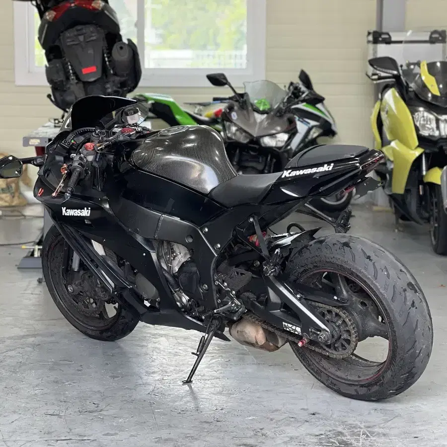 가와사키 닌자 zx10r 13년식 판매합니다