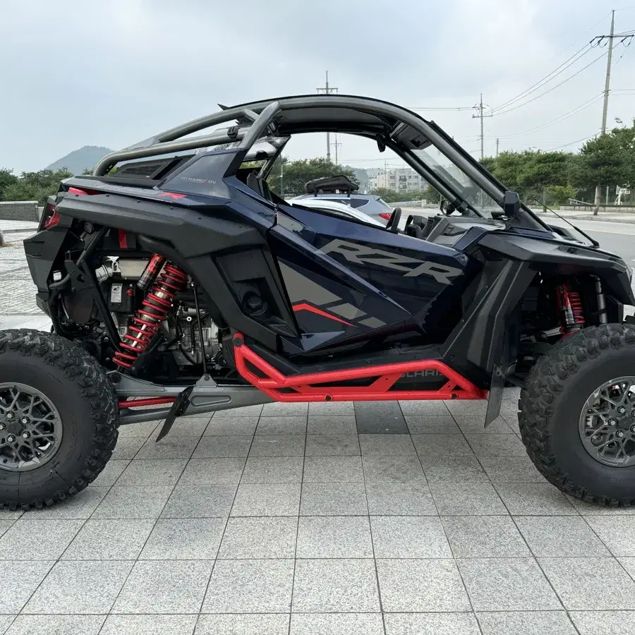 2023년식 폴라리스 RZR PRO R 중고 판매힙니다