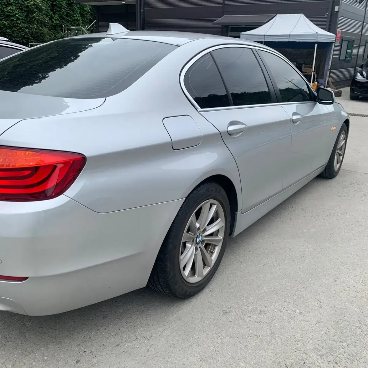 BMW 520D F10 U23027 2011년식 전기형 분해 판매합니다