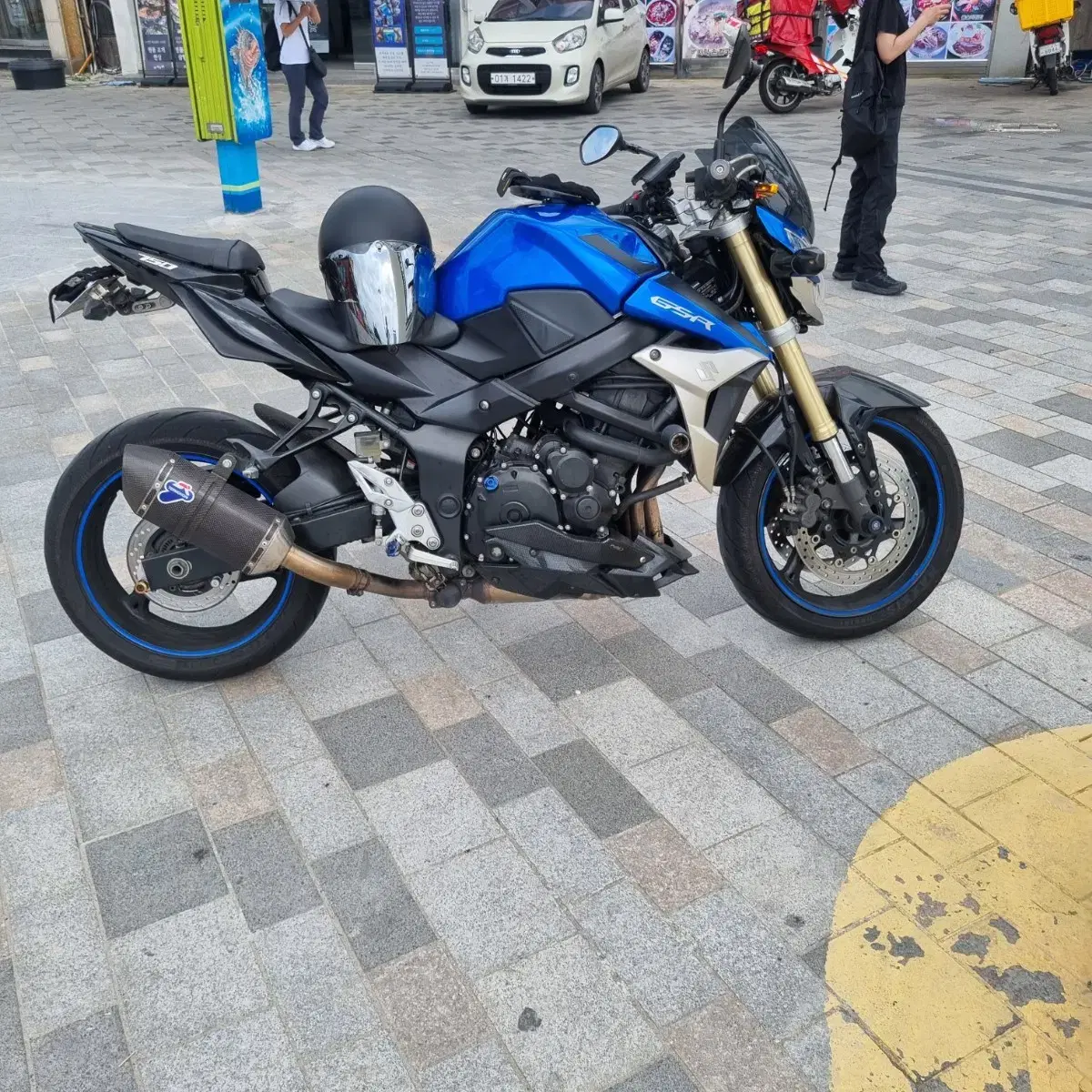 스즈키 gsr750a