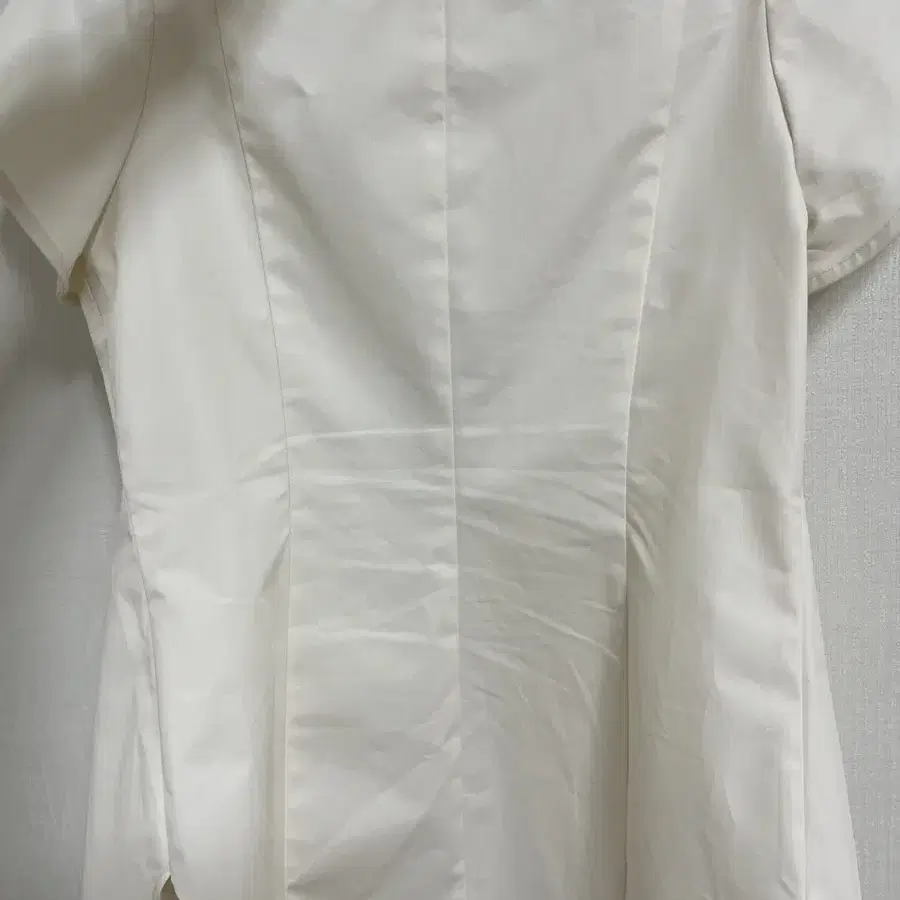 킨더살몬 SS24 Button Shirt Cream