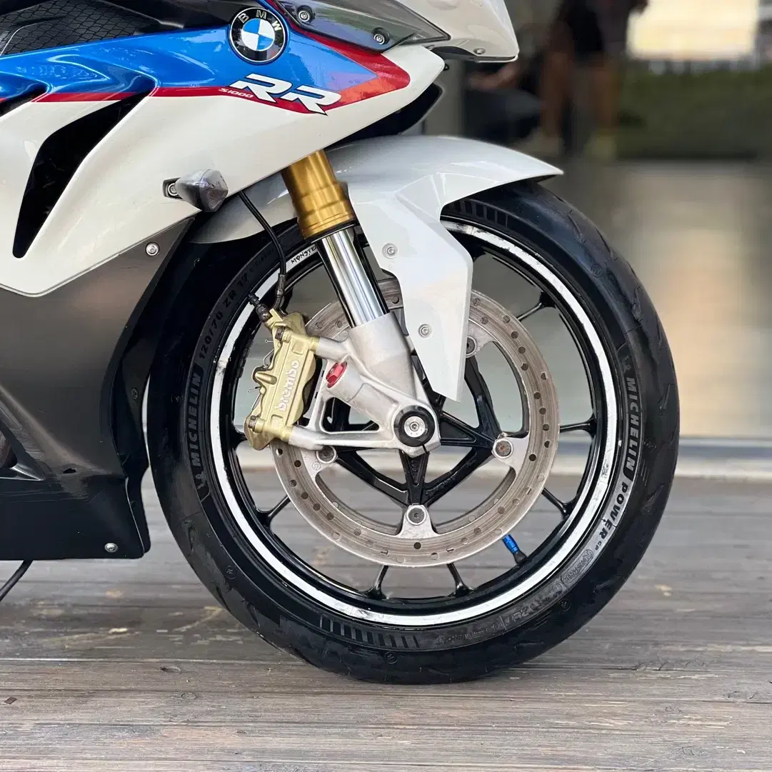 bmw s1000rr 2013년식 아크라 풀배기 스폐셜카울 판매