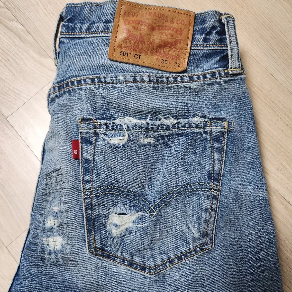 Levi's 501CT Jeans (30