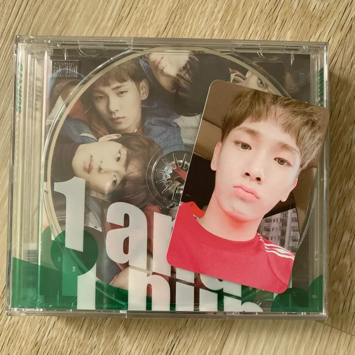 SHINee One&One album (unsealed, photocard included)