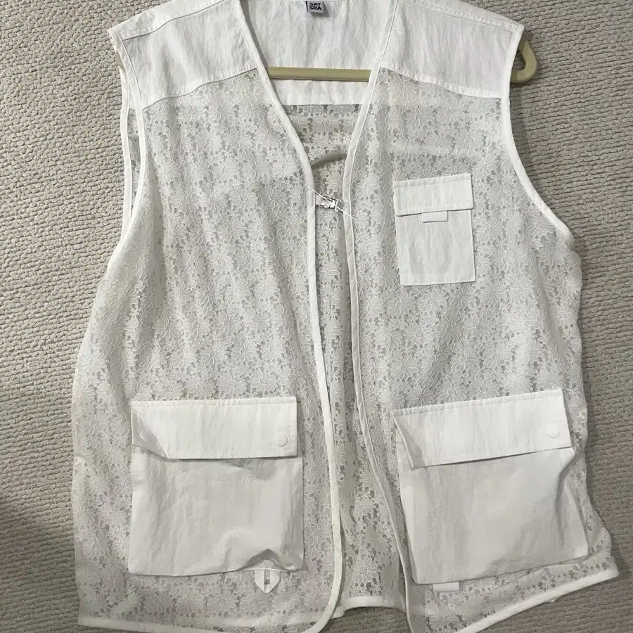 세이스라 LACE POCKET VEST