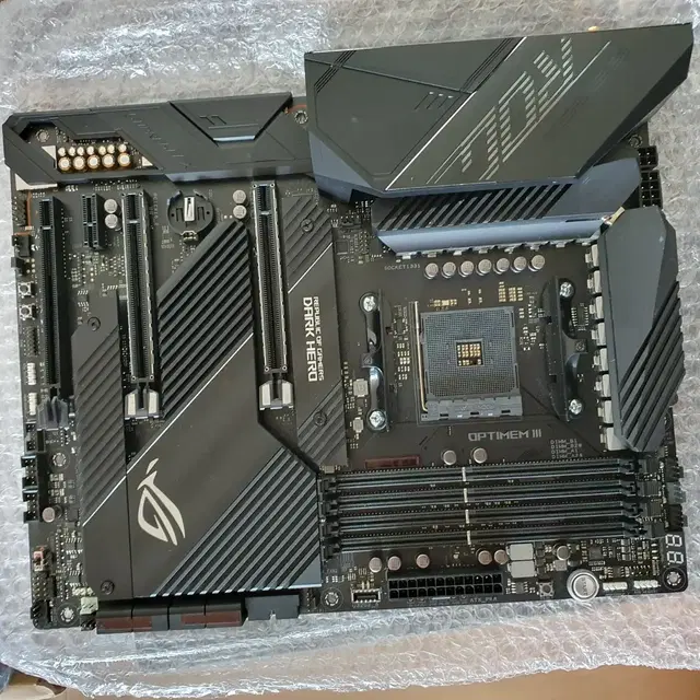 asus x570 dark hero