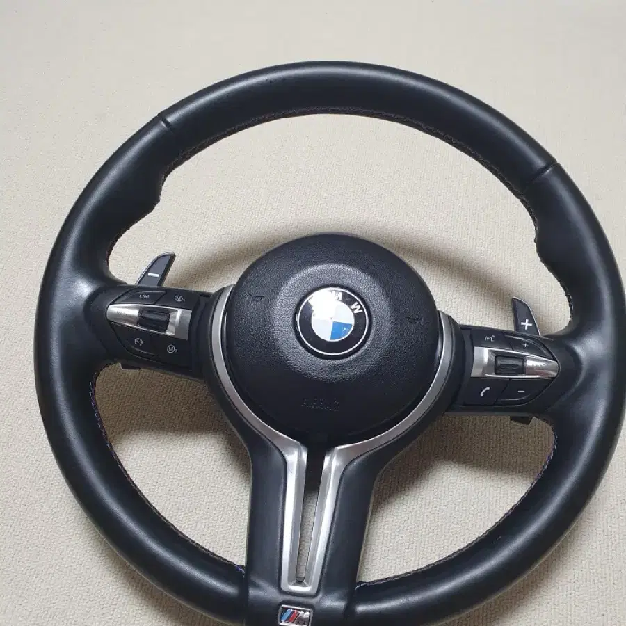 BMW M 핸들