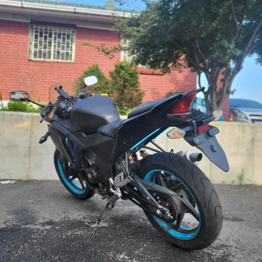 14년식 cbr 125 판매합니다.