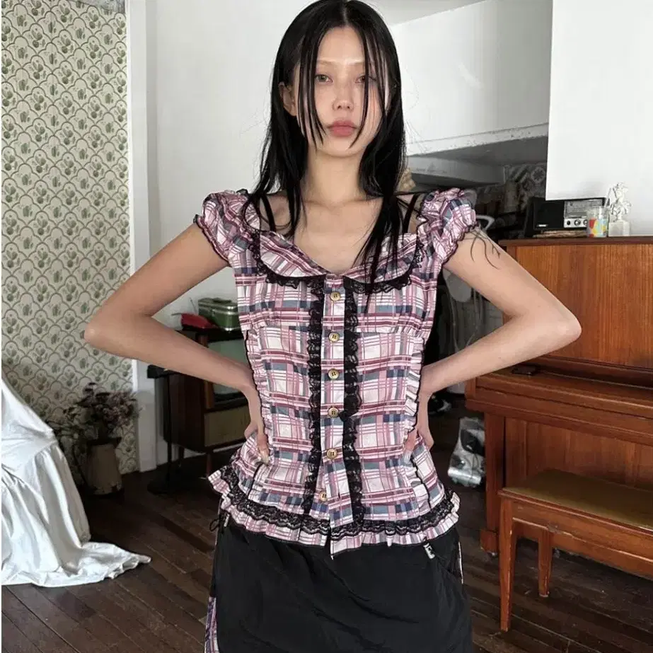 사토미라디오 Banding check puff blouse 체크 블라우스