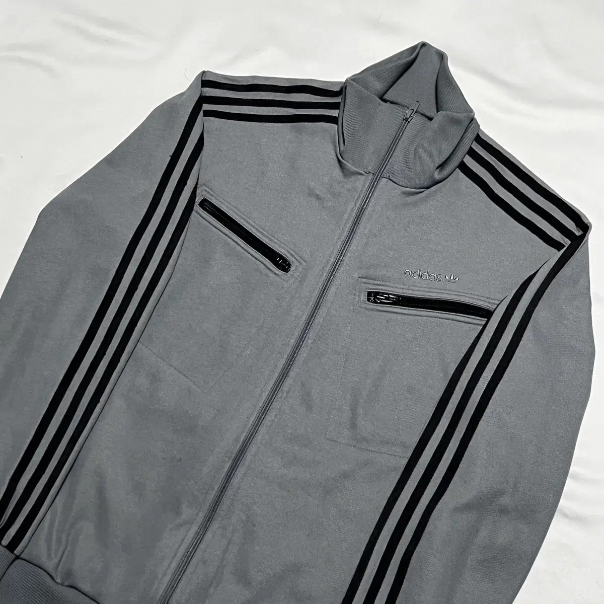 100 Adidas Chest Pocket Gray Track Top