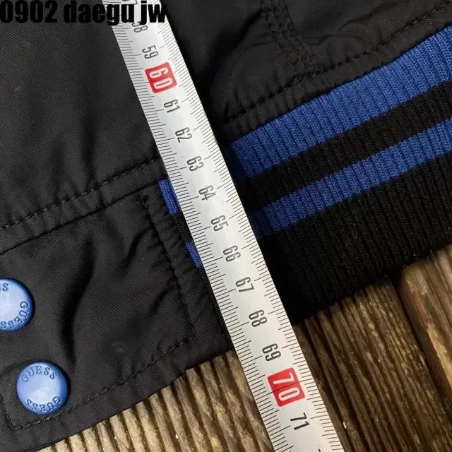 XL GUESS JACKET 게스 자켓