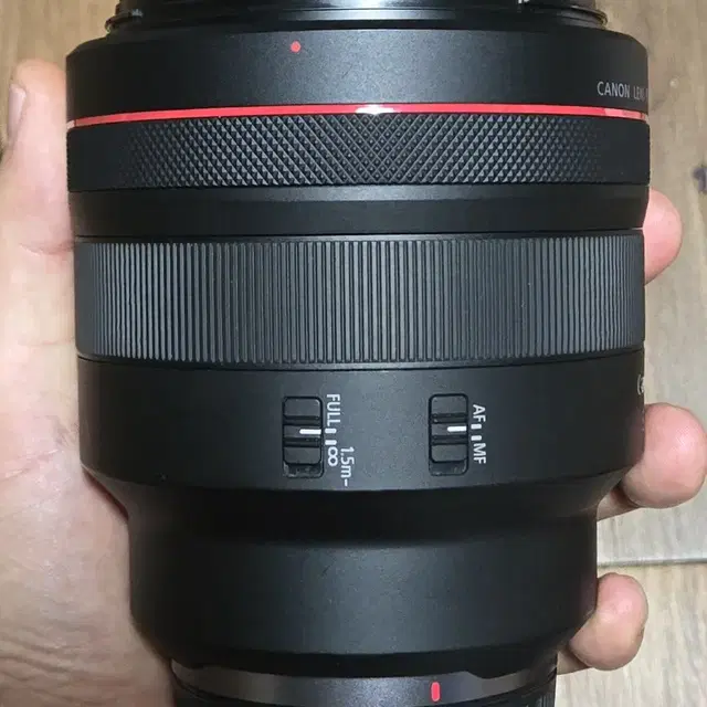 RF85mm F1.2 USM 알만두