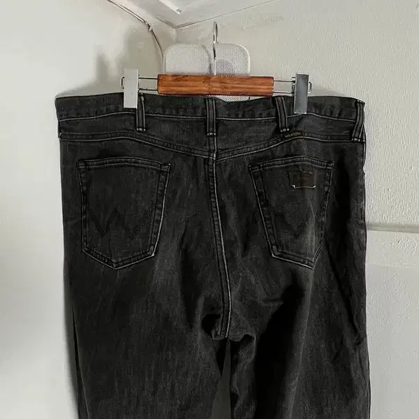 Wrangler Black jean