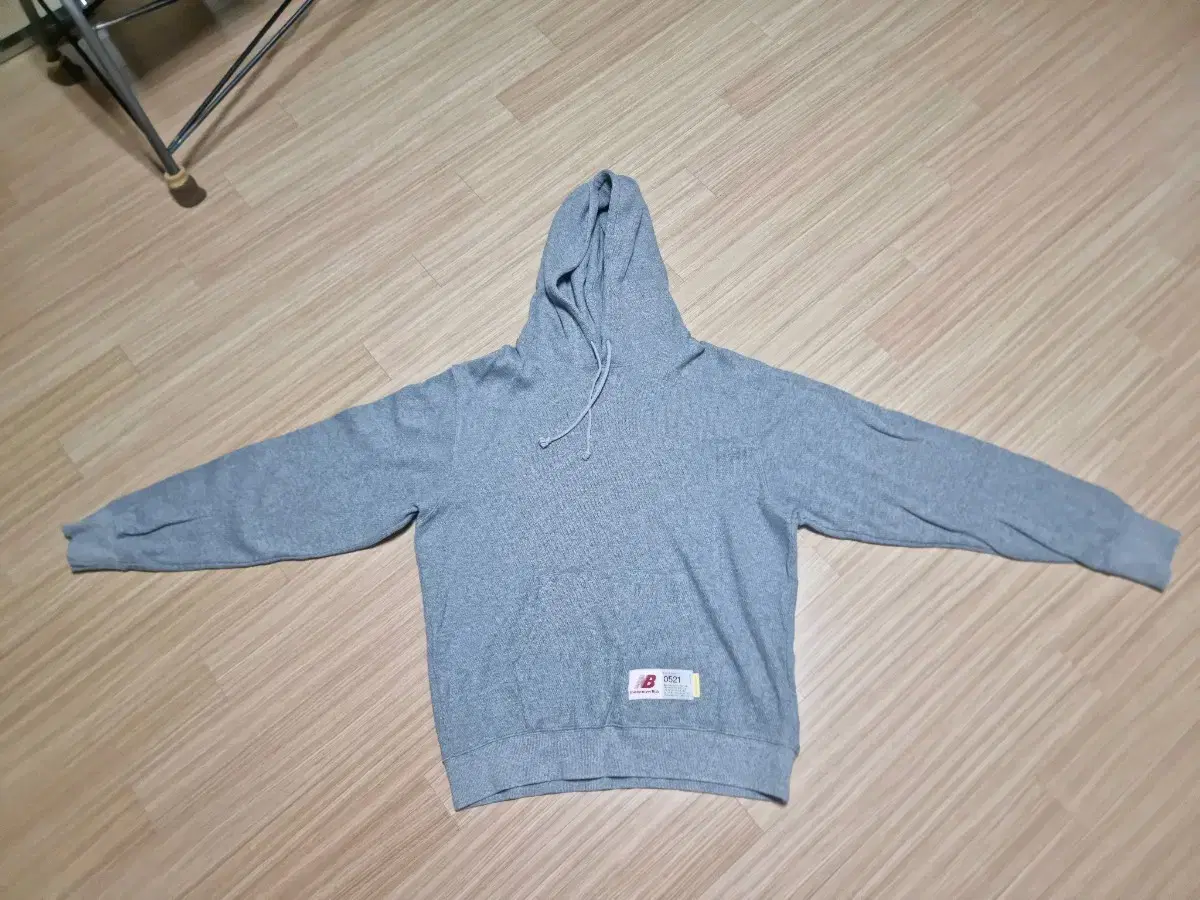 New Balance Disregarded knit hoodie size L