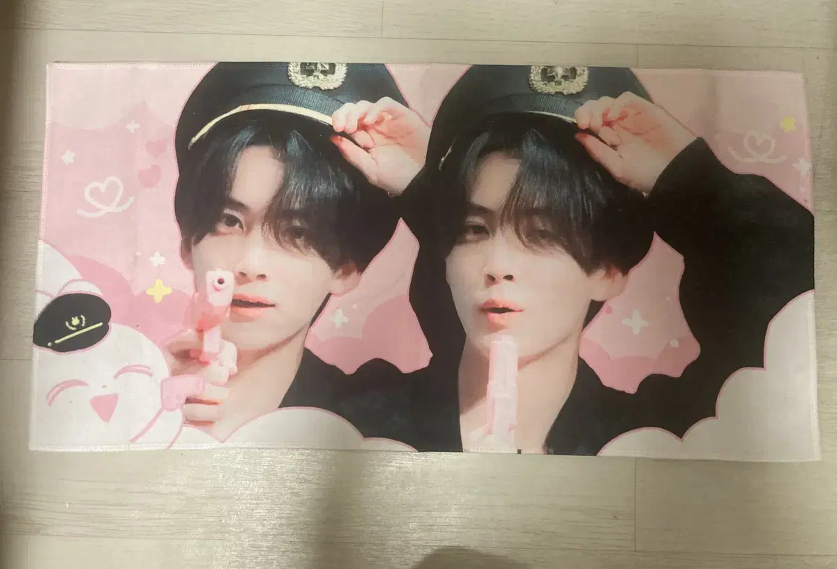 Reflected by Jeonghan MMM slogan WTS