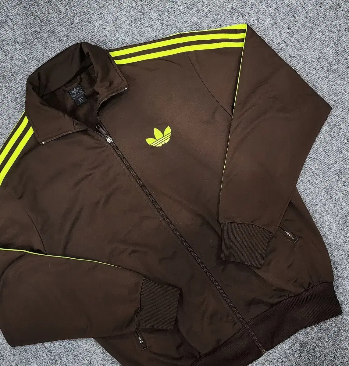 adidas Bigfirebird Old School Captain Brown Jersey 100